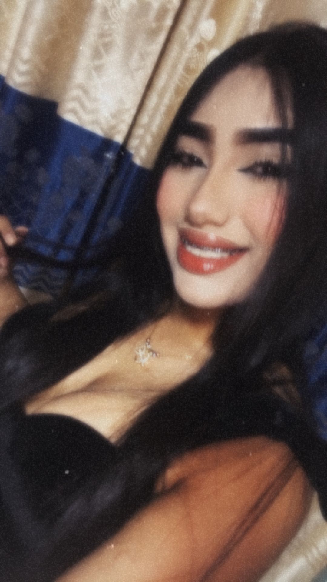 Yésica from Colombia — Aduvee coins and VIP