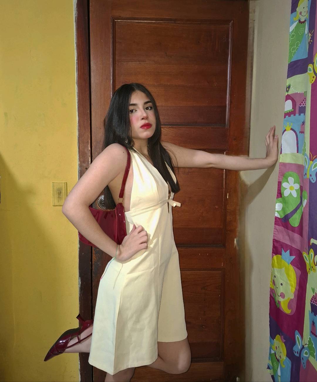 Annie from Ecuador — Aduvee community guidelines