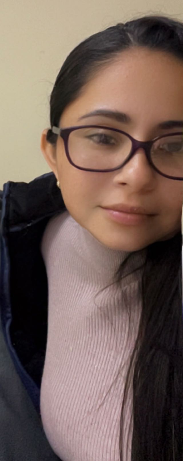 Kassandra from Ecuador — is Aduvee safe